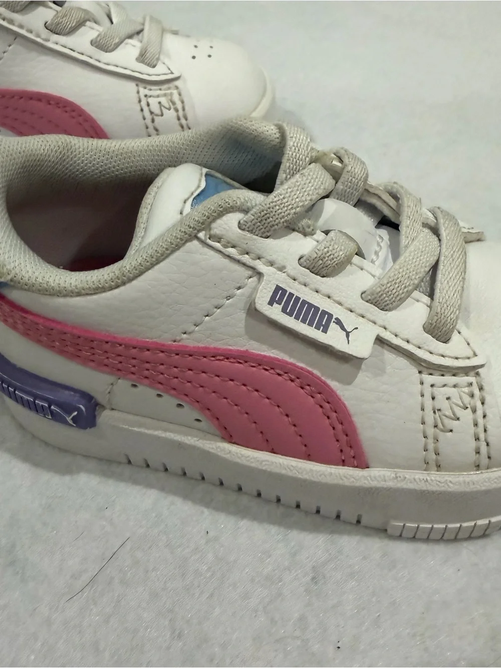 PUMA Toddler Girls White Pink Sneakers Size 5C
